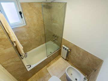 Departamento de 3 dormitorios en venta en Echesortu