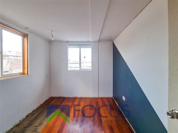 Casa en Venta en Vive a pasos de metro Santiago Bueras (L5)