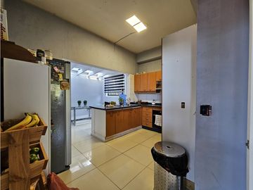 LOMAS DE CURAUMA - CASA CON PISCINA TEMPERADA / SAUNA / SALA MULTIUSO
