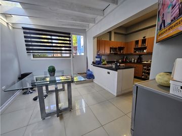 LOMAS DE CURAUMA - CASA CON PISCINA TEMPERADA / SAUNA / SALA MULTIUSO