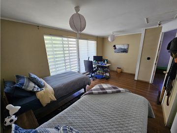 LOMAS DE CURAUMA - CASA CON PISCINA TEMPERADA / SAUNA / SALA MULTIUSO