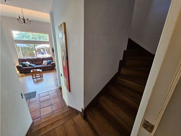 LOMAS DE CURAUMA - CASA CON PISCINA TEMPERADA / SAUNA / SALA MULTIUSO