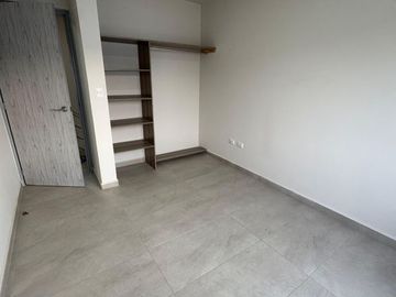 CASA EN VENTA  EN PARAISO RESIDENCIAL , BOSQUES STA ANITA