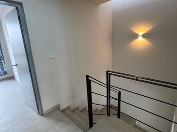 CASA EN VENTA  EN PARAISO RESIDENCIAL , BOSQUES STA ANITA
