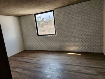 CASA EN VENTA ZIBATA