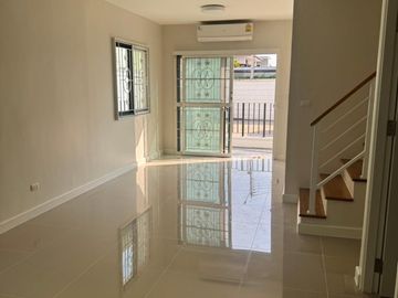 FOR SELL townhouse JSP CITY Rangsit - Klong 1 MRT-Ladprao 101 CX-115832