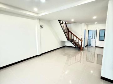 FOR SELL townhouse Phetkasem Pailin MRT-Khong Bang Phai CX-116416