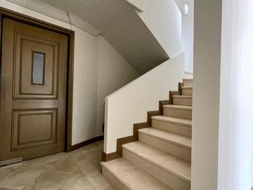 CASA VENTA COLINAS DE SAN JERONIMO (NV)