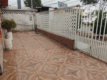Casa en Venta en cerca al persa teniente cruz