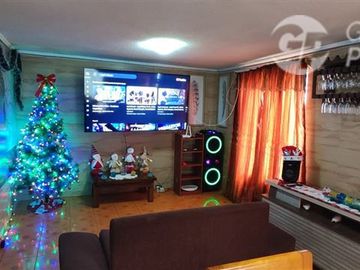 Casa en Venta en cerca al persa teniente cruz