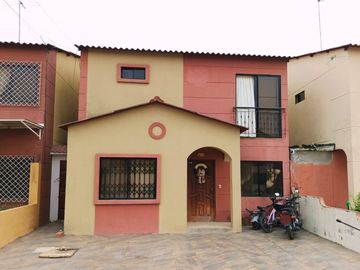 Casa en venta en Urbanización Villaclub, Aurora, Daule  ChrC