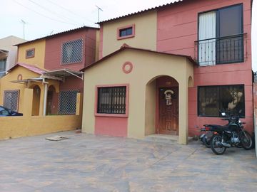 Casa en venta en Urbanización Villaclub, Aurora, Daule  ChrC