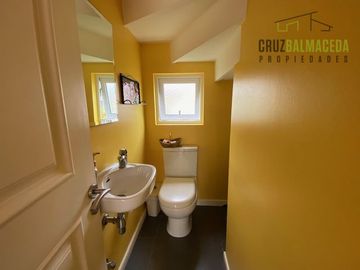 Casa en Venta en Dos Esteros, a pasos del Colegio San Javier