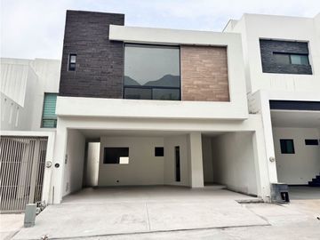 Casa en venta en Cumbres Elite Premier en Garcia
