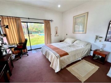 Casa en venta ultra rebajada, gran terreno