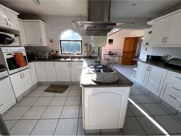 Casa en venta ultra rebajada, gran terreno