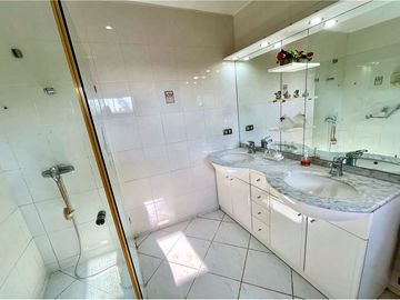 Casa en venta ultra rebajada, gran terreno