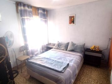 En Venta Casa 2 dormitorios   depto 1 dormitorio - Oportunidad - Inversión - La Falda - Córdoba