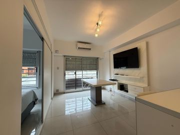 Departamento monoambiente a la venta en Wilde Centro