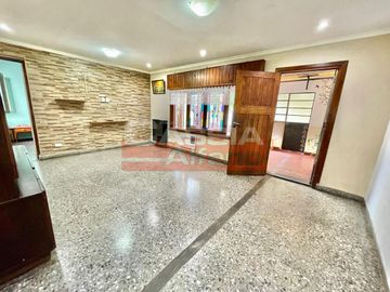 Casa - Lomas de Zamora Oeste