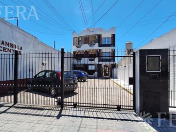 Venta de PH 3 ambientes con cochera en Wilde