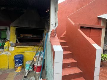 Casa en  venta de 3 ambientes con cochera, patio, terraza y parrilla - Wilde