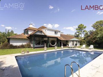 VENTA-CASA-PILAR-MAYLING CLUB DE CAMPO-LAMBO