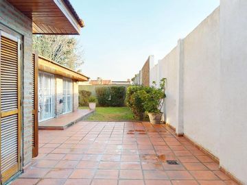 Casa en venta en Tolosa - Dacal Bienes Raíces