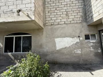 DE VENTA HERMOSA CASA, IMBABURA, CIUDAD ATUNTAQUI.