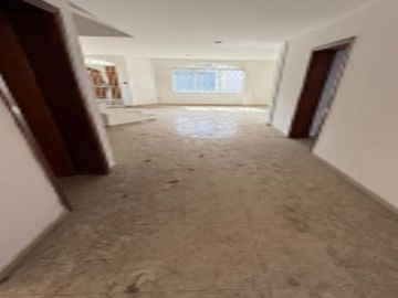 DE VENTA HERMOSA CASA, IMBABURA, CIUDAD ATUNTAQUI.