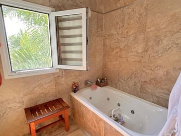 Casa en Fincas de Iraola II