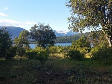Cholila, Exclusiva fracción de 9 Has con 110 m de costa sobre Lago Lezama.
