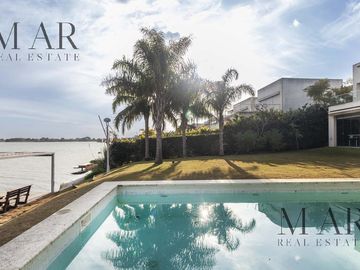 Casa al lago en Venta. El Golf, Nordelta
