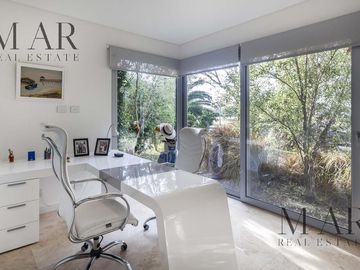 Casa al lago en Venta. El Golf, Nordelta