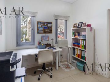 Casa al lago en Venta. El Golf, Nordelta