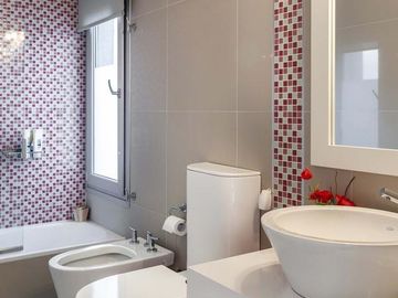 Casa al lago en Venta. El Golf, Nordelta