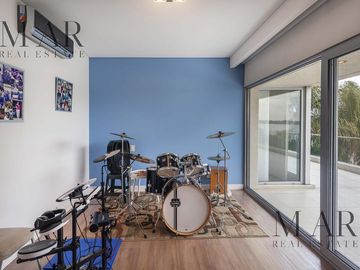 Casa al lago en Venta. El Golf, Nordelta