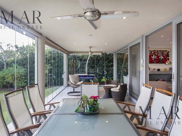 Casa al lago en Venta. El Golf, Nordelta