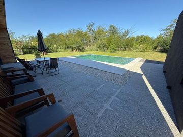 Venta - Casa - Barrio Los Pinos - Exaltación de la Cruz