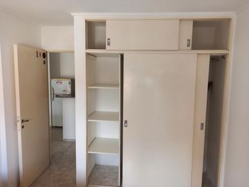 AMOBLADO 2 DORMIT C/BALCON A MTS BV. SAN JUAN