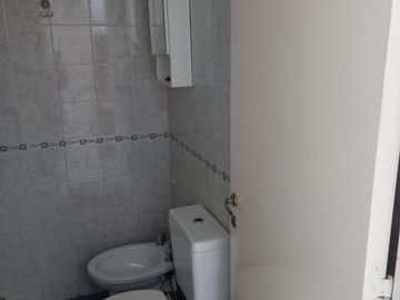 AMOBLADO 2 DORMIT C/BALCON A MTS BV. SAN JUAN