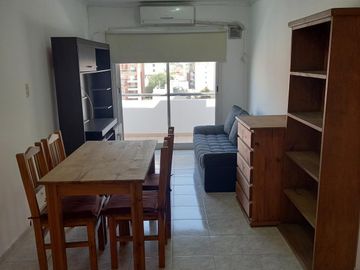 AMOBLADO 2 DORMIT C/BALCON A MTS BV. SAN JUAN