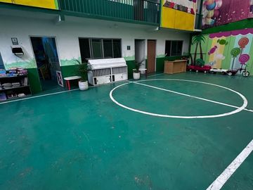Casa con uso de suelo / Escuela