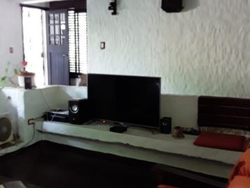 Casa - Burzaco