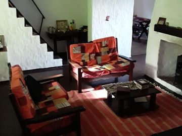Casa - Burzaco