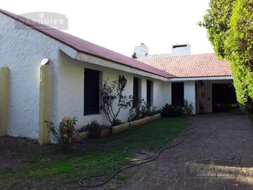 Casa - Burzaco