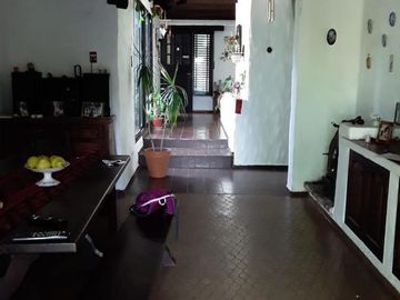 Casa - Burzaco