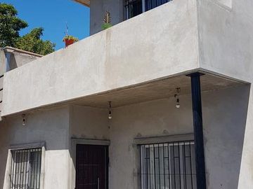 Casa - Burzaco