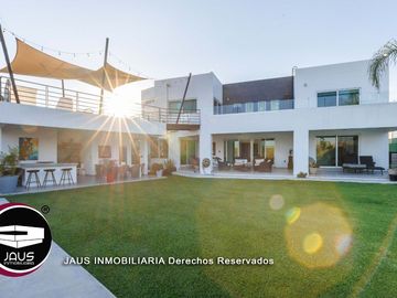 Venta de casa en Lomas de Cocoyoc