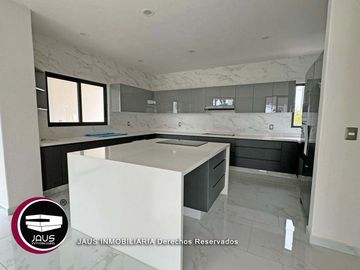 Residencia en Venta en Lomas de Cocoyoc